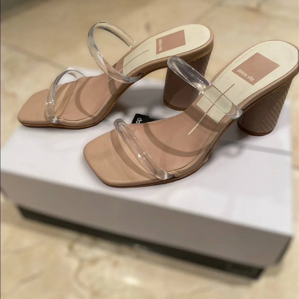 Dolce Vita Noles heels in nude/crystal